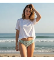Kadın Plaj Giyim Ekru Yeşil Desenli Önü Çapraz Bikini Alt BB2554