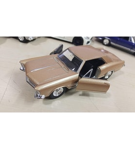 Oyuncak Metal Model Araba 1/36 Çek Bırak 1965 Buick Riviera Gold
