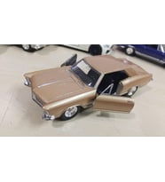 Oyuncak Metal Model Araba 1/36 Çek Bırak 1965 Buick Riviera Gold