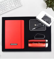 Özel Süngerli Kutusunda Kişiye Özel Kırmızı Defter & 32gb Usb Siyah Kalem & Kulplu 280 Ml Kırmızı Çelik Termos Hediye Seti