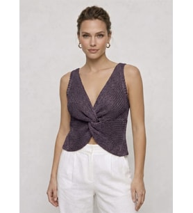 Twist Knot Detaylı Premium Kadın Triko Bluz – V Yaka Örgü Dokulu Şık Crop Tasarım