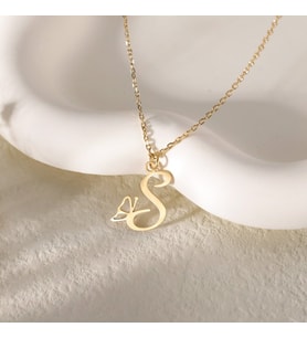 Kişiye Özel 925 Ayar Gümüş Kelebek Detaylı Harf Model Kolye (Gold)