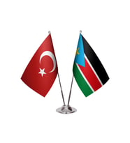 Güney Sudan İkili Masa Bayrağı