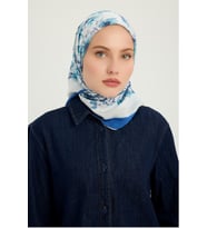 Schaless Sessiz Botanik - Açık Gri - Vierra Desenli Viskon Eşarp - 90x90 Cm (Mavi)