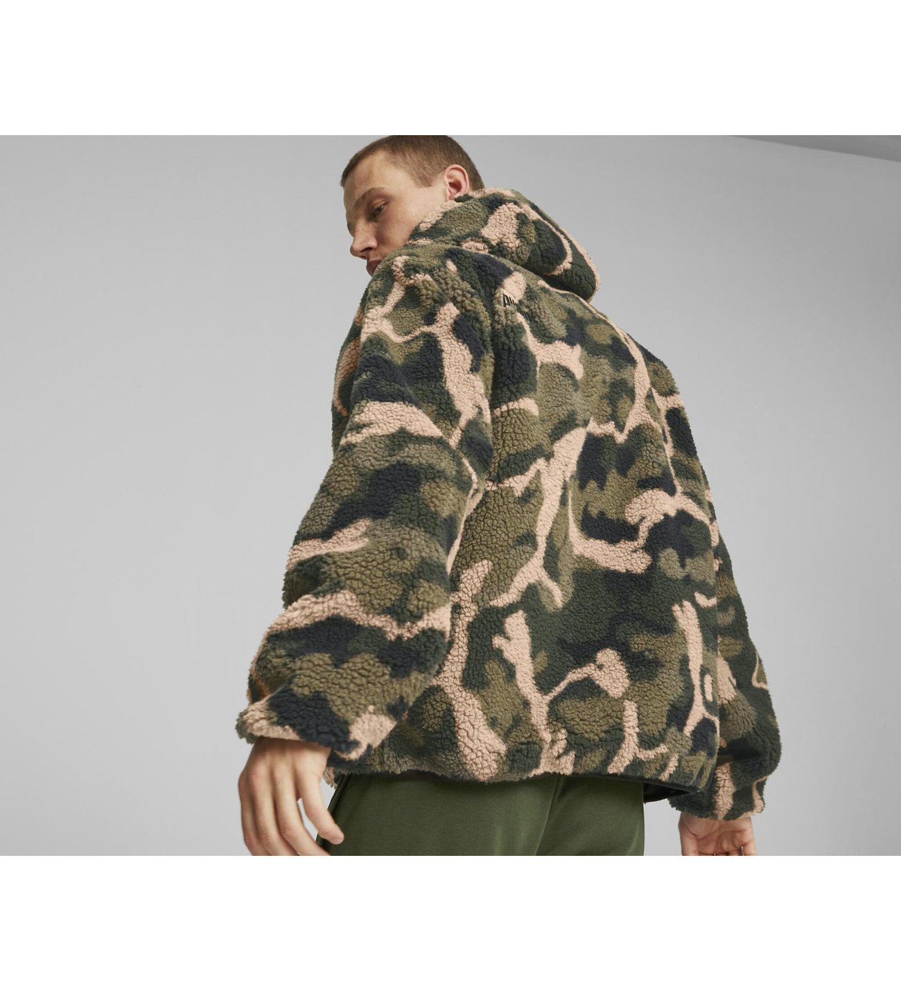 puma-sherpa-hooded-aop-jacket-