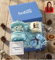 Kişiye Özel Karikatürlü Pilates Lover Hediye Kutusu - Kişiye Özel T Kupa, Atlı Karınca Müzik Kutusu, Peluş Anahtarlık Doğum Günü Hediyesi