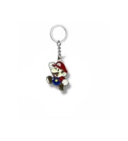 Super Mario Sevimli Figür Anahtarlık – Renkli Retro Oyun Temalı Metal Aksesuar