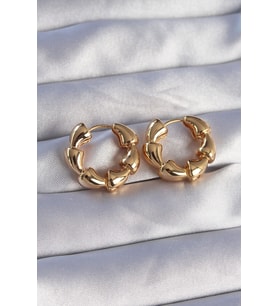 Pirinç Gold Renk Damla Kıvrım Tasarımlı Halka Küpe TJ-BKP9084