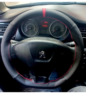 DİKİŞLİ DİREKSİYON KILIFI KARBON DERİ NOKTALI DERİ KIRMIZI YÜZÜK KIRMIZI DİKİŞ PEUGEOT 301 İÇİN