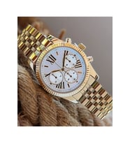 M Kors Model Metal Unisex Kol Saati (Bileklik Dahil Değildir) Yeni Sezon Altın Renk  Anneye Sevgiliye Teyzeye Yengeye Halaya Kız Kardeşe Hanıma Karıya Eşe Bayana Hediyelik Şık Trend TarzModa