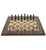 GiftHome Premium Black Metal Klasik Satranç Takımı ve El İmali Masif Ahşap DÜZ (Ceviz) Tahtası (45X45X2 cm.)