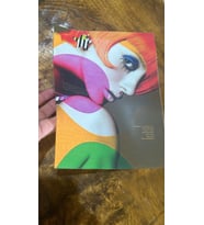 ÜTÜ İLE YAPIŞAN MAKYAJLI KADIN KOT TİŞÖRT TRANSFER BASKI ARMA 25X19 CM