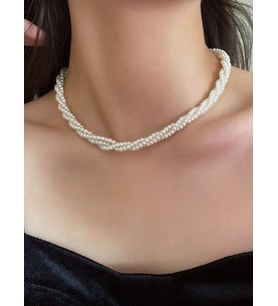 Sarmal Model Küçük İncili Choker Kolye (Krem)