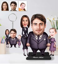 Kişiye Özel Aile Adams Family 3kişilik  Ahşap Biblo ve Anahtarlık 2 li set-32