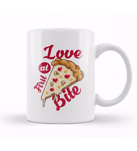 Love At First Bite Pizza Slice Pixel Art Kupa Bardak Porselen
