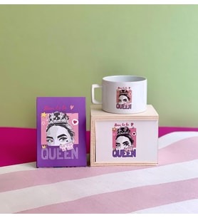 Pink Queen Mini Fotoğraf Albümü ve Kutulu Kupa