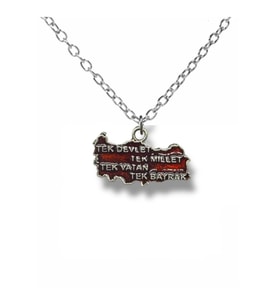 Tek Millet Tek Devlet Tek Vatan Tek Bayrak Yazılı Türkiye Haritası Kolye – Unisex Metal Takı (Gümüş)