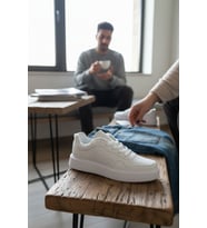 Enoch Mikro Delik Detaylı ve Kalın Düz Tabanlı Erkek Casual Sneaker