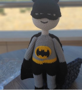 El Örgüsü Batman, 35 cm Oyun Arkadaşı