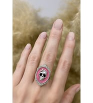 Pembe Kuru Kafa Yüzük – Cesur ve Stil Sahibi Görünüm, Ayarlanabilir Unisex Model