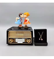 Kişiye Özel Öpüşen Müzik Kutusu Ve Kiraz Temalı Kolye