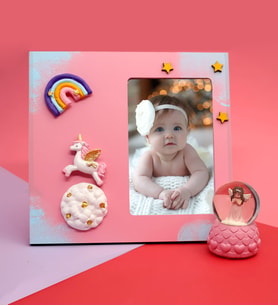 Kişiye Özel Unicorn' lu 3D Çerçeve& Melek Tasarım Işıklı Pembe Kar Küresi Hediye Seti