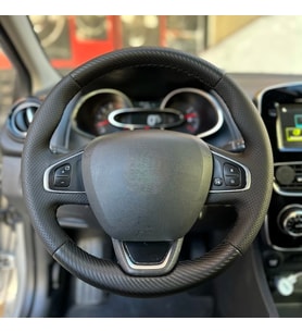 Clio 4 Faz 2 Araca Özel Direksiyon Kılıfı NOKTA KARBON SİYAH İPLİ