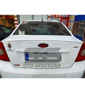 Ford Focus 2 - 2,5 Bagaj Üstü Slim Spoiler Piano Black Parlak Beyaz