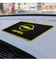 Opel Corsa torpido üstü aksesuar araç markalı logo telefon anahtarlık tutucu