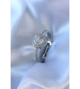 Gümüş Renk Kalp Zirkon Taşlı Charm Model Pirinç Kadın Yüzük TJ-BYK2725