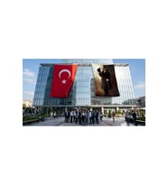 Bastonlu Atatürk Portresi Bayrak ve Türk Bayrağı Premium Raşel Kumaş 2'li Set 10x15 metre ATA78