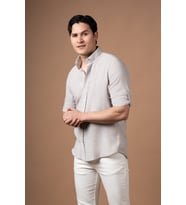 Slimfit Yaka Düğmeli Katlamalı Kol Keten Yazlık Gömlek