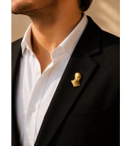 Atatürk Büst Gold Renk Rozet Unisex Yaka Aksesuarı