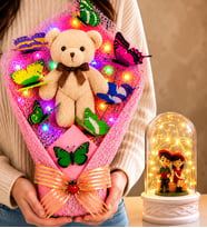 Renkli LED Işıklı Büyük Boy Peluş Ayıcık Buketi ve LED Işıklı Oturan Çift Biblolu Fanus Sevgiliye Hediye