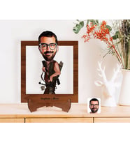 BK Gift Kişiye Özel Okçu Karikatürlü Ahşap Standlı 3D Biblo-1 (Beyaz)