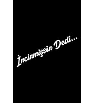 İncinmişsin Dedi Sticker Oto Cam Sticker Beyaz 23,5*4 Cm