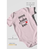 Anne Baba ve Ben Baskılı Bebek Zıbını – Çıtçıtlı Body  %100 Pamuk Kısa Kol (Bebek Pembesi)