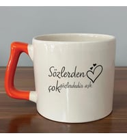 Sözlerden Çok Gözlerdedir Aşk Baskılı Turuncu Kulplu D Kupa