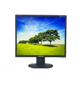 SAMSUNG SYNCMASTER 943NPLUS 19 İNÇ KARE SİYAH 1280X1024 2 EL LCD MONİTÖR