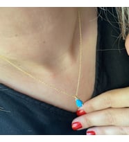 FİRUZE TAŞLI GOLD RENK SU DAMLASI KOLYE (Sarı)