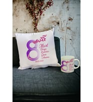 8 Mart Dünya Kadınlar Günü Hediyesi Kupa Bardak ve Yastık Set 001 (Beyaz)