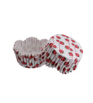 Cupcake Kalıbı Pet Kapsül Dalgalı Kek Kalıbı 65X38 MM (100 Adet)  Beyaza Sık Çilek Desenli