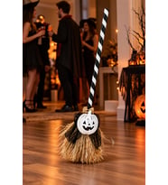 Halloween Cadılar Bayramı Dans Eden Yürüyen Süpürge Sesli Işıklı Beyaz Balkabağı Dekoru 79 cm