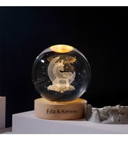 Kişiye Özel Dekoratif Işıklı Ahşap Kaideli Unicorn Tasarımlı 3D Cam Küre