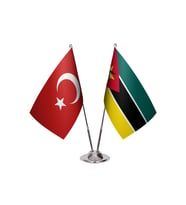 Mozambik İkili Masa Bayrağı