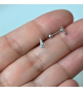 Gümüş Renkli Cerrahi Çelik Taşlı Mini Üçgen Piercing Helix Lob Kıkırdak Tragus (Çok Renkli)