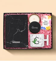 Kişiye Özel Harf Kupa & Siyah Mermer Desen Defter & Siyah Metal Kutulu Mum Hediye Seti