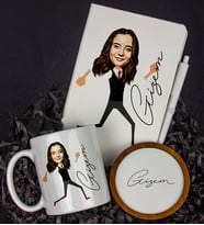 Kişiye Özel Karikatür Tasarım Defter Kalem Kupa Ve Bardak Altlığı Hediye Seti 96283
