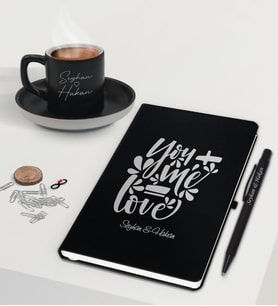BK Gift Sevgililere Özel İsimli Siyah Defter Kalem ve Türk Kahvesi Fincanı Hediye Seti-10,  Sevgiliye Hediye, Sevgililer Günü, Yeni İş Hediyesi