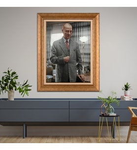 Altın Paspartulu Atatürk  Çerçeveli Tablo C48 (Gold)